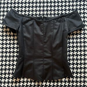Vintage black off-shoulder corset top with snakeskin pattern. 90s 00s y2k. Small